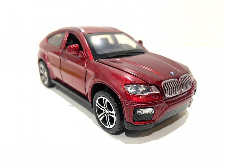 Машинка металлическая TK Union Group Auto Expert LF-73744 BMW X6 инерционная 1:32 Красный (39946569)
