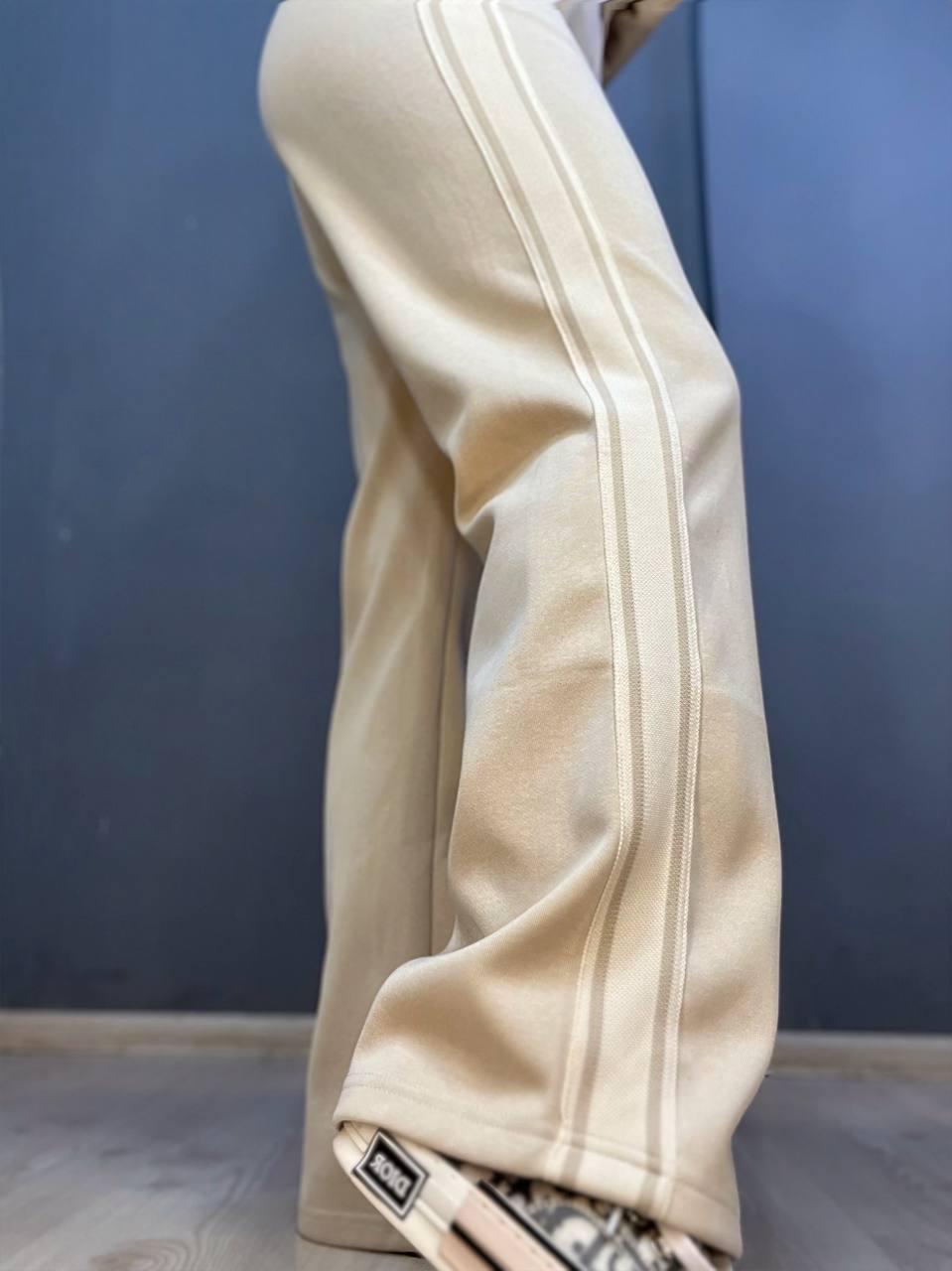 Костюм женский A-N 2738 свитшот и брюки с лампасом M Бежевый (2688) - фото 6 Костюм женский A-N 2738 свитшот и брюки с лампасом M Бежевый (2688) - фото 6