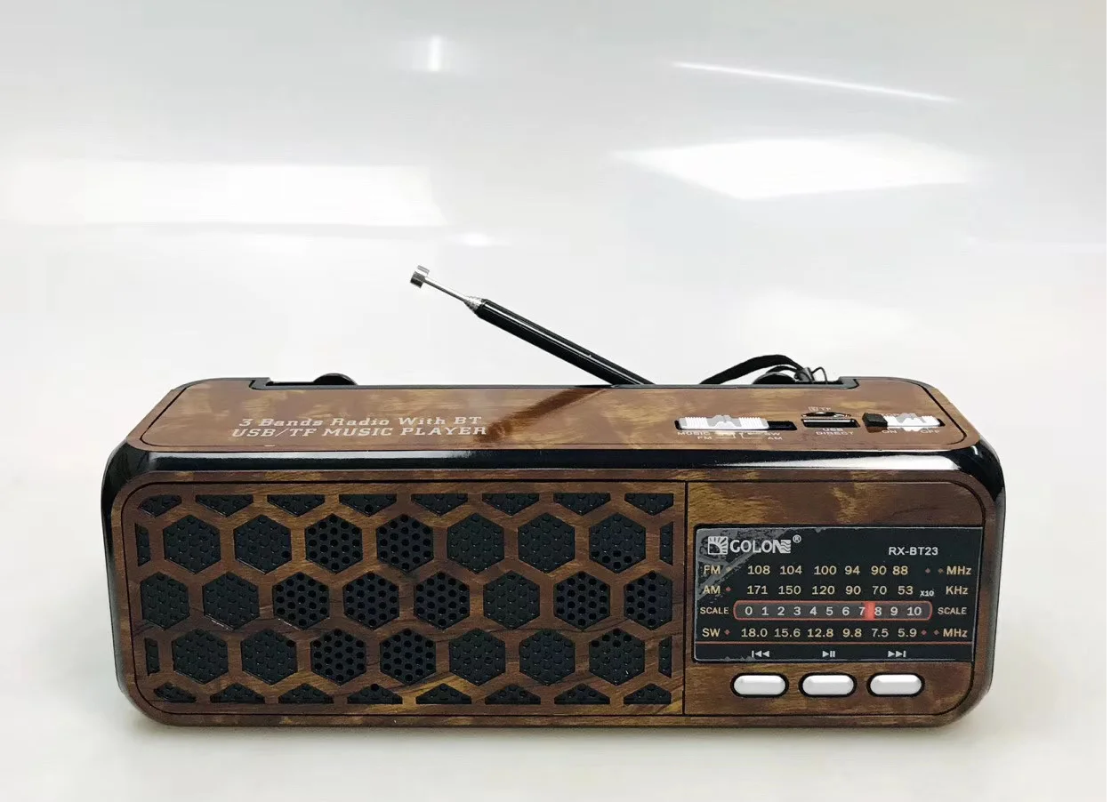 Радиоприемник с Bluetooth и фонариком GOLON RX-BT23