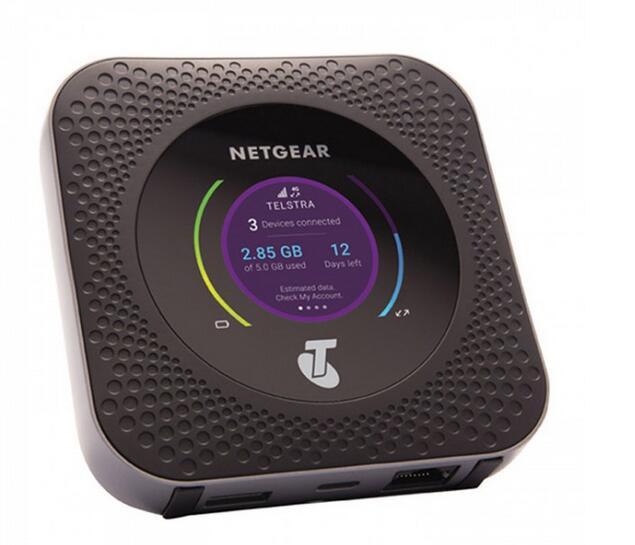 Комплект Модем/Роутер WiFi 3G/4G/LTE NetGear MR1100 с панельной антенной MIMO 2x9 dBi (10864) - фото 1