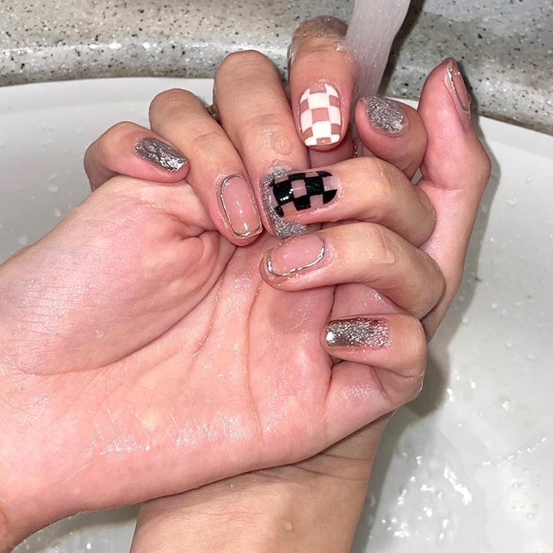 Накладные ногти с клеем Bananahall R819 24 шт. Бежевый (A9979)