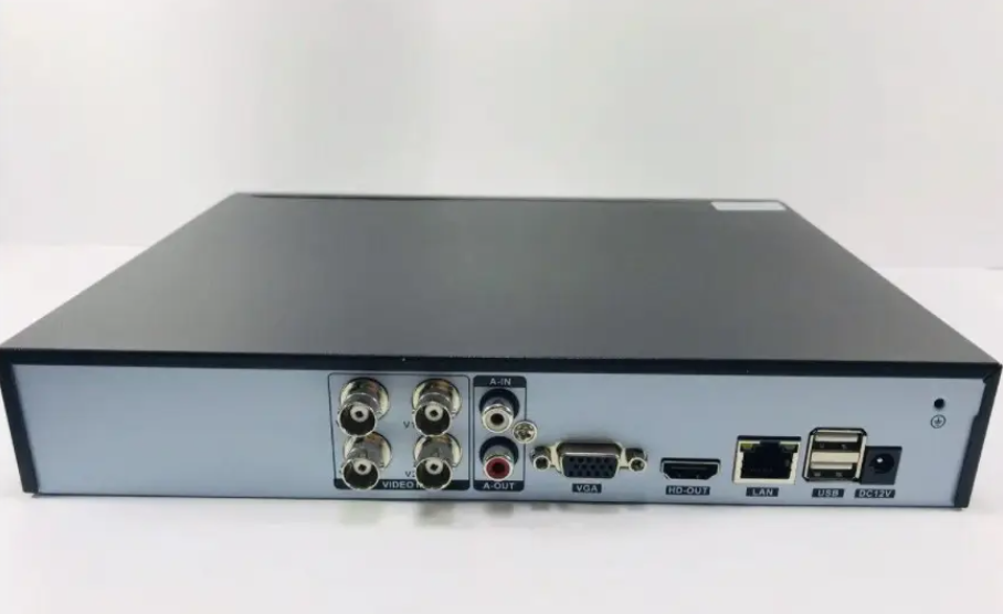 Комплект відеоспостереження UKC DVR KIT 520 4 вуличні камери AHD 4 Mp - фото 7