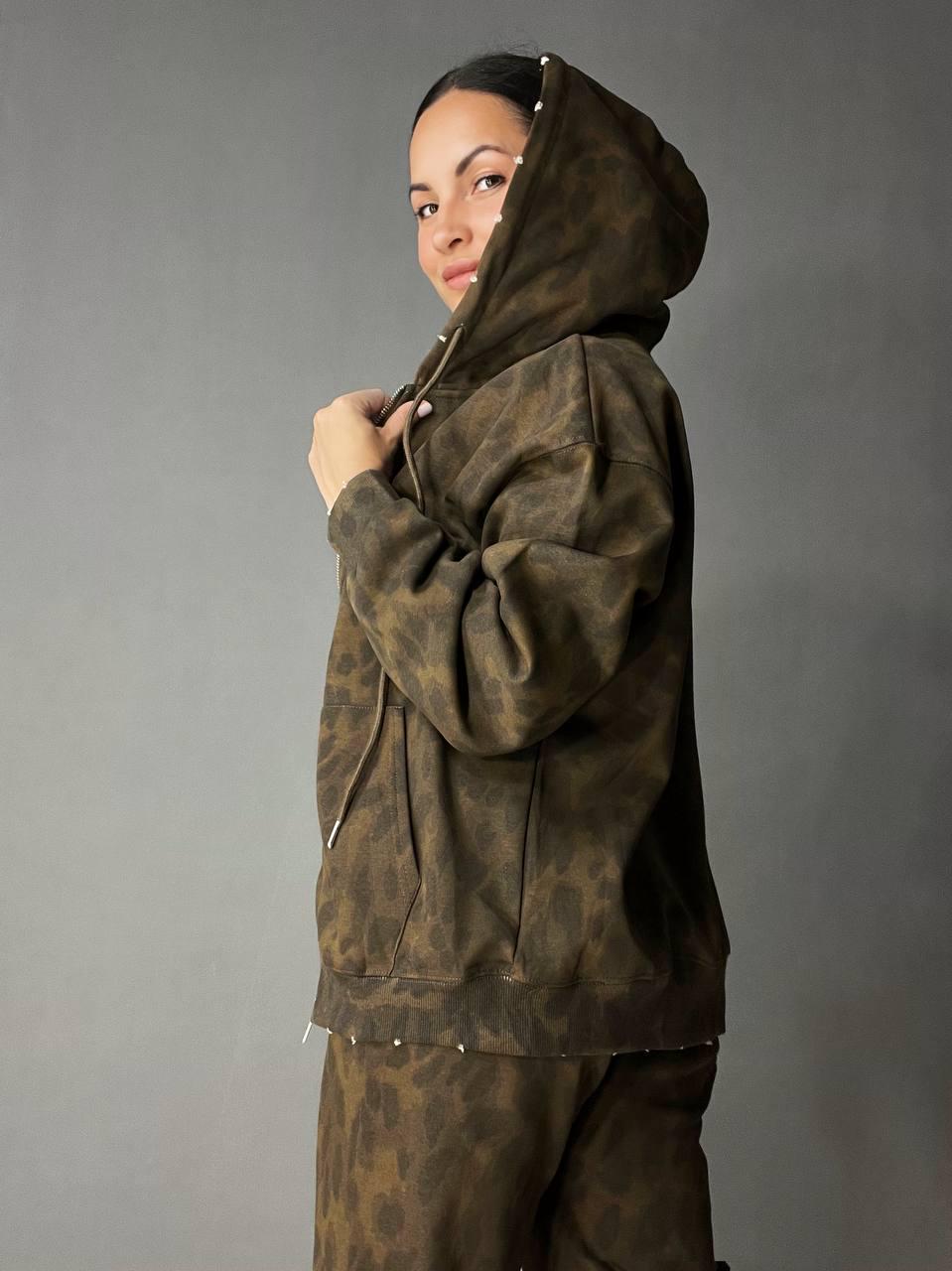 Костюм женский A-N 2749 худи капюшон брюки палаццо леопардовый принт тринитка L Коричневый (2744) - фото 3 Костюм женский A-N 2749 худи капюшон брюки палаццо леопардовый принт тринитка L Коричневый (2744) - фото 3