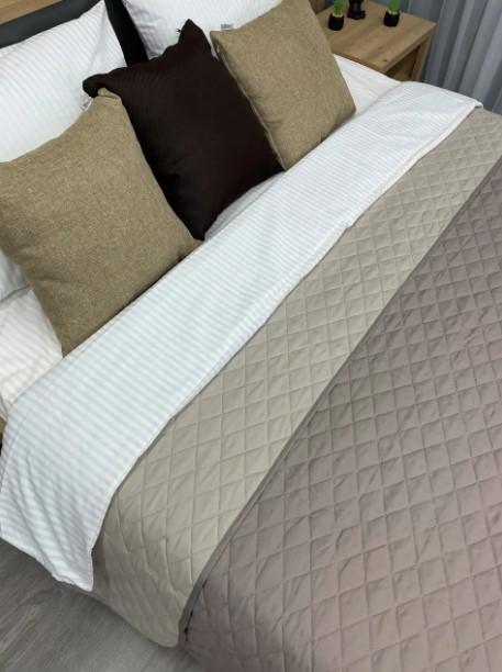 Покривало на ліжко/диван двостороннє Decorator Ultra Sonic Microfiber 160х215 см Сіро-коричневий/Бежевий (85-010) - фото 2