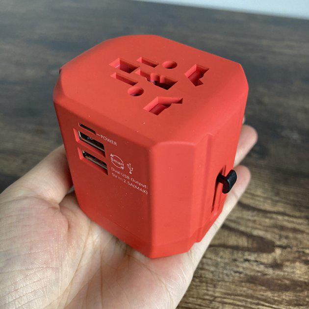 Універсальний адаптер для подорожей Yundon Travel Adapter + 2 USB Orange - фото 3