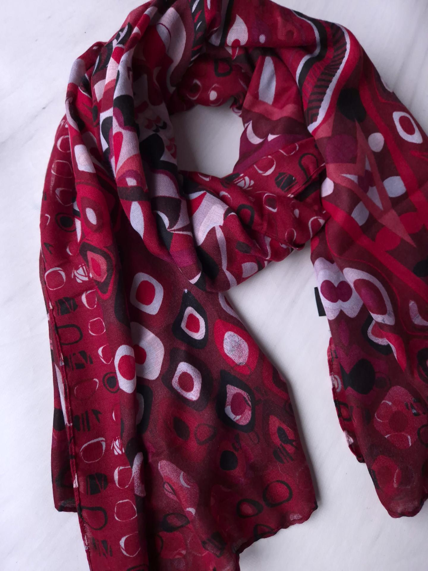 Шарф-палантин жіночий в геометричний принт весна-осінь Anoreani 178х87 см Бордовий (15082) - фото 3 Шарф-палантин жіночий в геометричний принт весна-осінь Anoreani 178х87 см Бордовий (15082) - фото 3