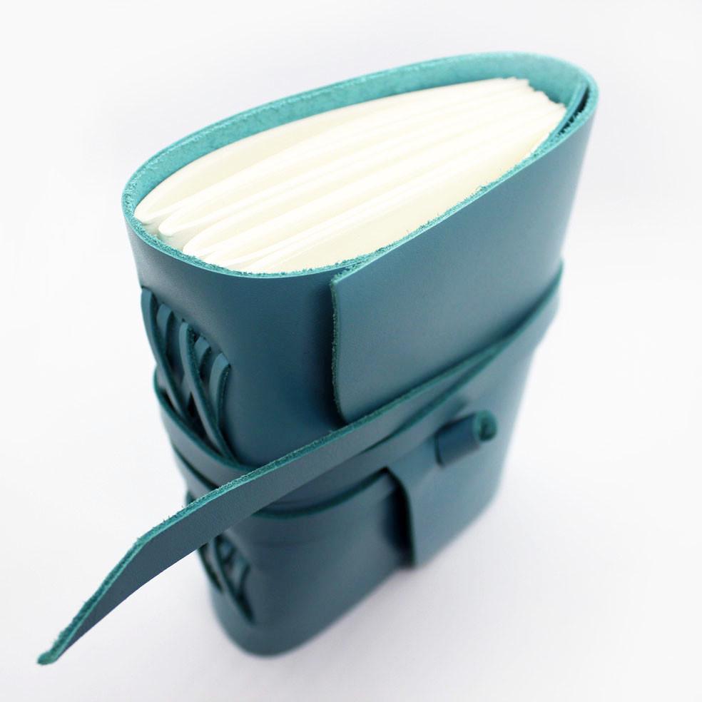 Кожаный блокнот COMFY STRAP А5 В линию 14,8х21х4 см Бирюзовый (046) - фото 4