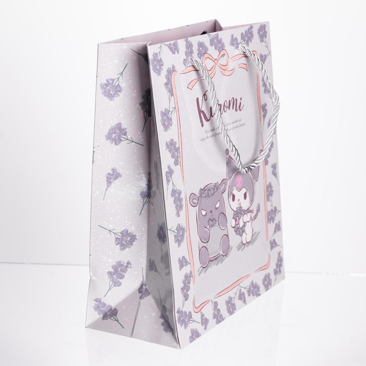 Набір подарункових пакетів Kuromi 10 штук в упаковці 19х9,5х24,5 см (HP-10359-11V) - фото 2 Набір подарункових пакетів Kuromi 10 штук в упаковці 19х9,5х24,5 см (HP-10359-11V) - фото 2