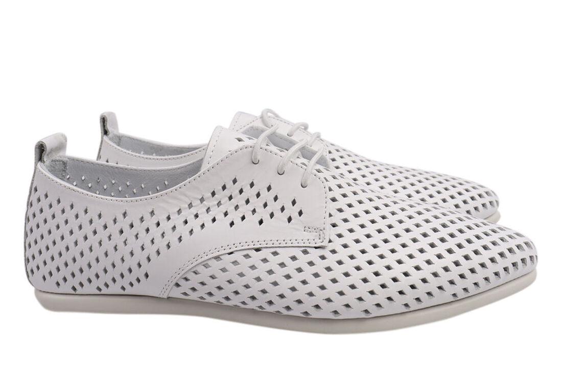 Туфли женские Gossi из кожи на низком ходу на шнуровке р. 37 Белый (66-21LTCP) Туфли женские Gossi из кожи на низком ходу на шнуровке р. 37 Белый (66-21LTCP)