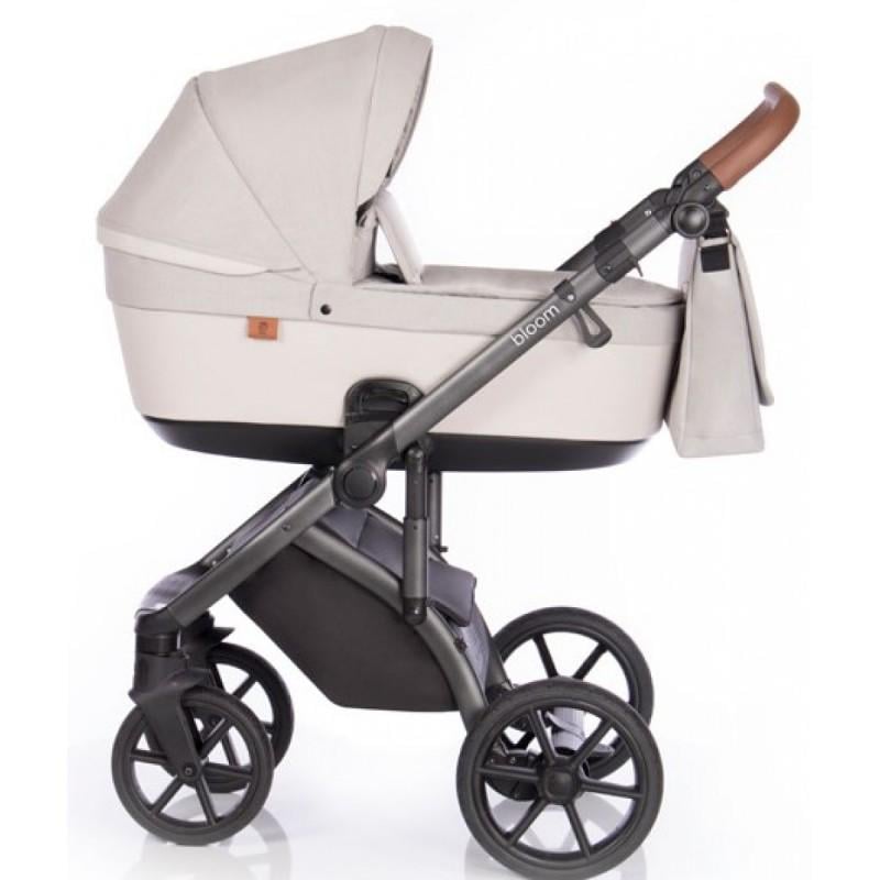 Коляска Roan Bloom универсальная 2в1 с багажной корзиной и сумкой Ivory