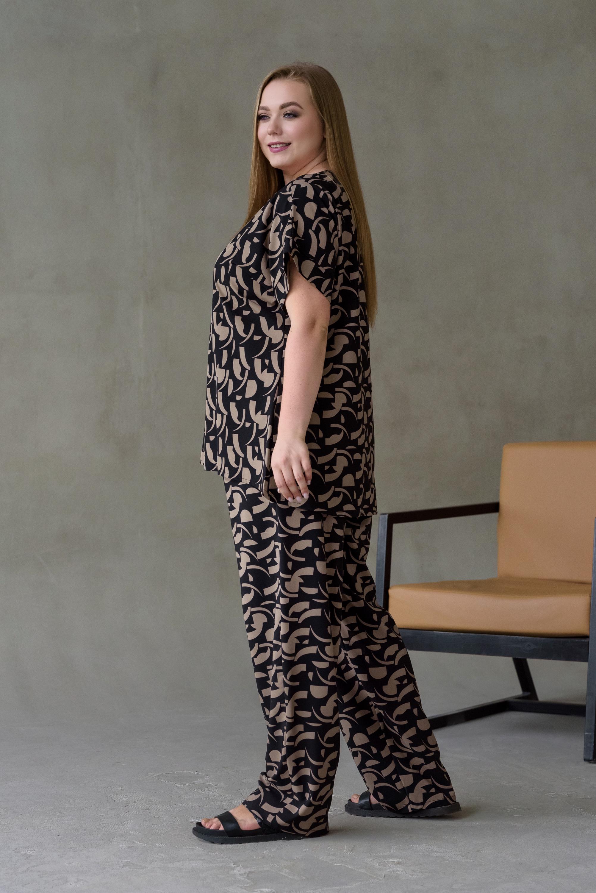 Костюм женский штапельный Альмина р. 74 Коричневый (26813583) - фото 4