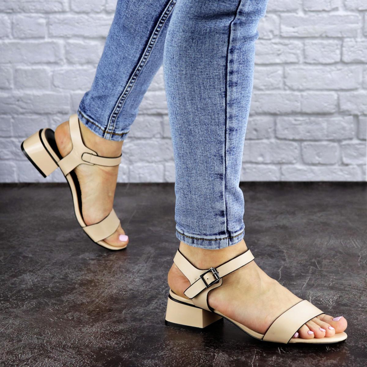 Босоножки женские Fashion р. 36 23,5 см Бежевый (1839)