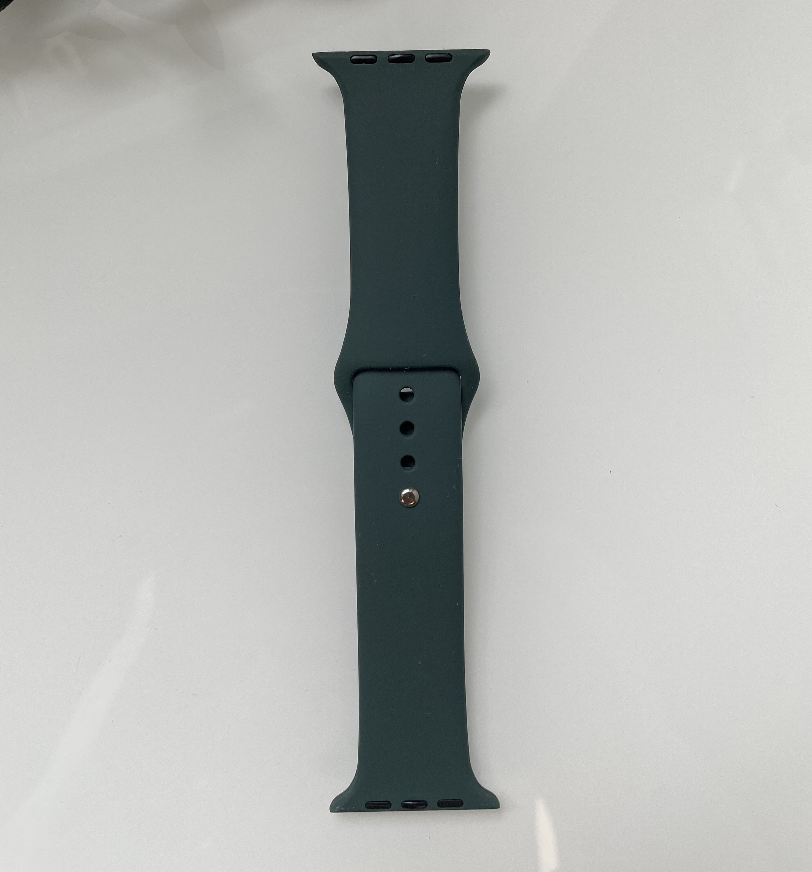 Ремешок для смарт-часов силиконовый для Apple Watch 42/44/45/49 мм Зеленый (RW005)
