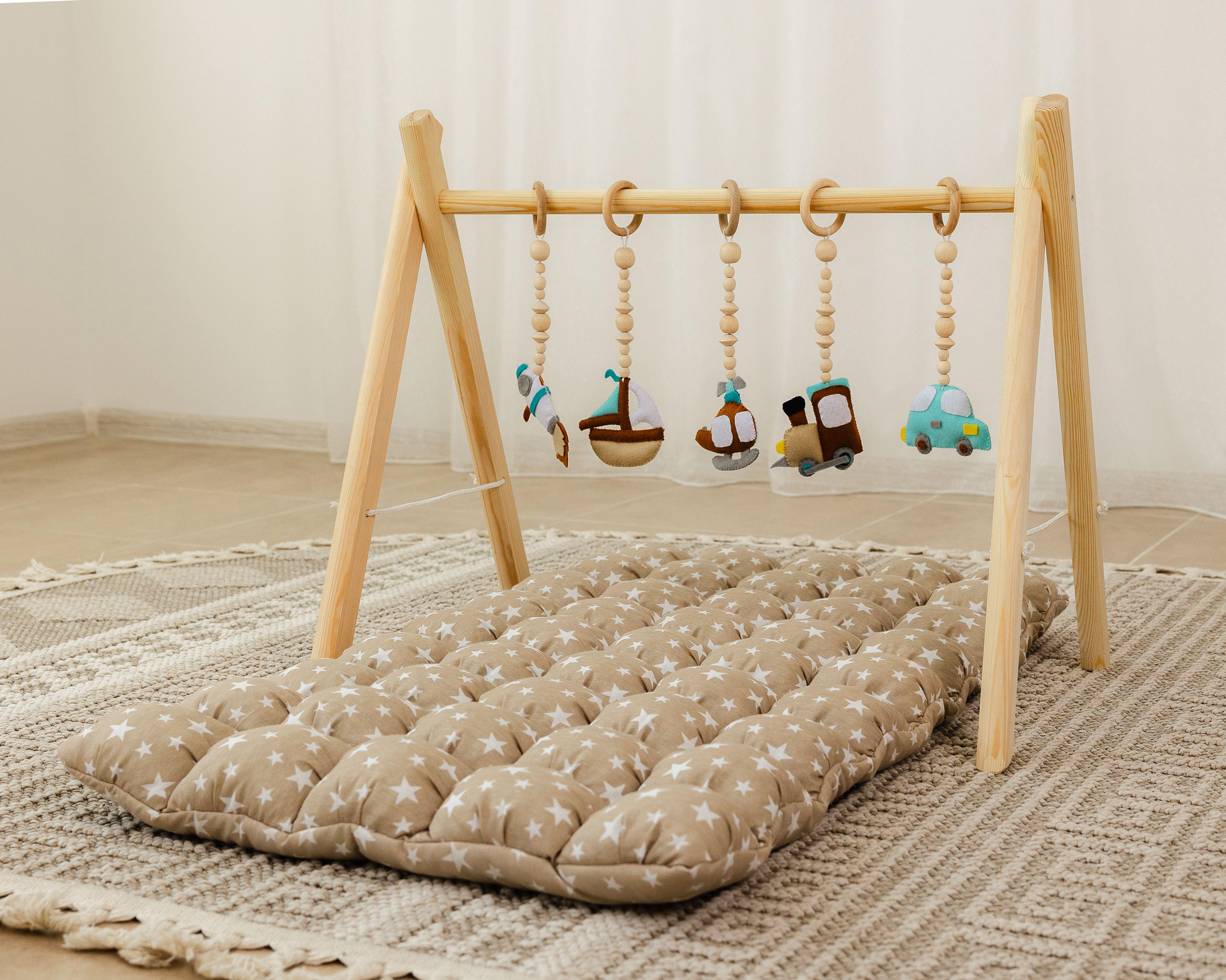 Мобиль напольный деревянный Веселые путешествия с матрасом Ловец снов (0002271)