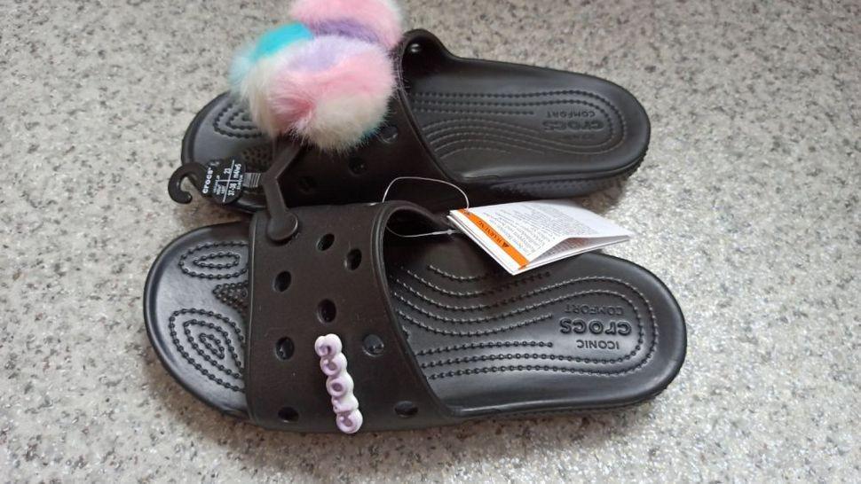 Шльопанці жіночі утеплені Crocs Classic Fur Sure Slide р. 38-39 Чорний (5483) - фото 11 Шльопанці жіночі утеплені Crocs Classic Fur Sure Slide р. 38-39 Чорний (5483) - фото 11