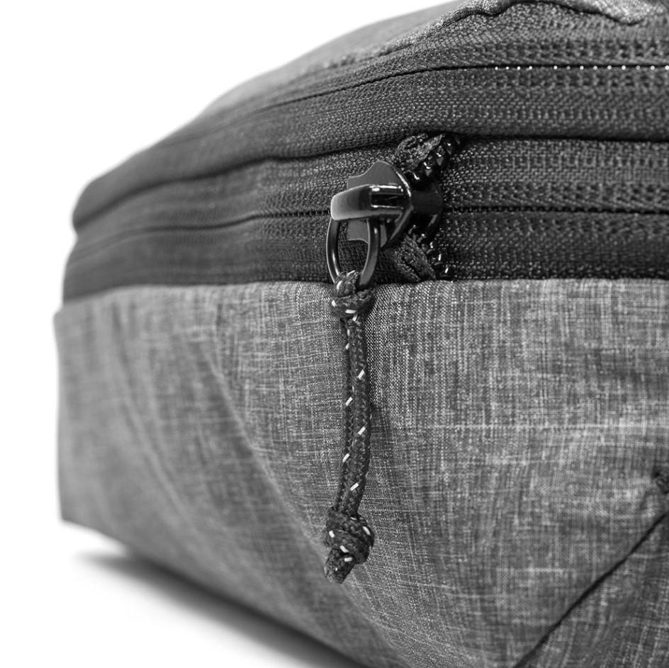 Органайзер для одежды Peak Design Packing Cube Medium Charcoal (BPC-M-CH-2) - фото 3