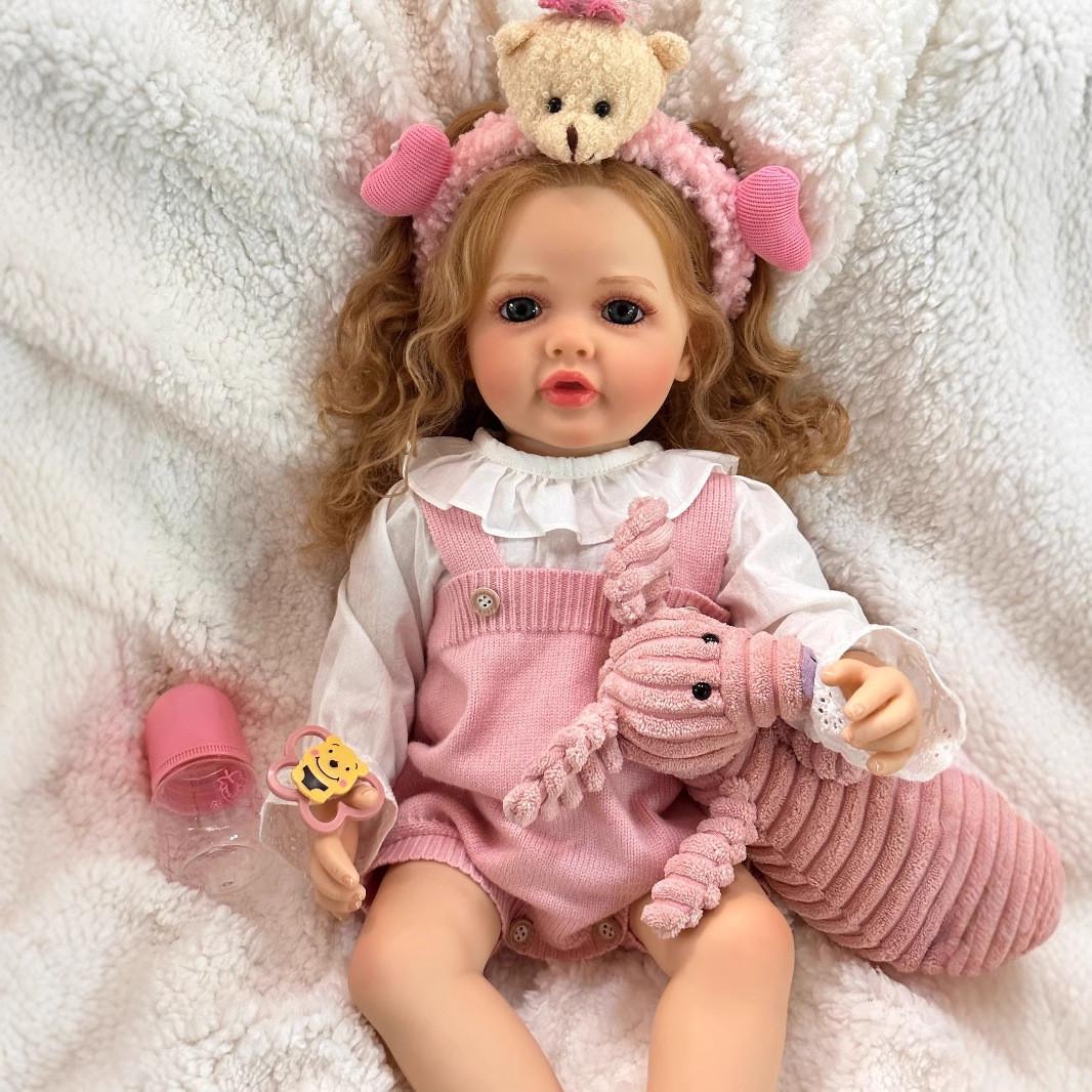 Кукла Reborn Алиса винил-силиконовая с соской/бутылочкой 55 см (1723677104) - фото 2 Кукла Reborn Алиса винил-силиконовая с соской/бутылочкой 55 см (1723677104) - фото 2