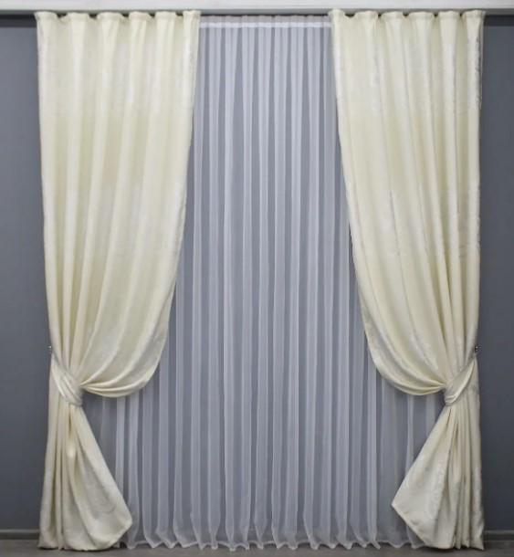 Комплект штор жаккард 1,5х2,7 м 2 шт. Молочный (1544ш) Комплект штор жаккард 1,5х2,7 м 2 шт. Молочный (1544ш)