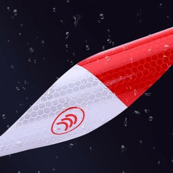 Світловідбивна стрічка на авто 30 м (Y01666-1) - фото 2 Світловідбивна стрічка на авто 30 м (Y01666-1) - фото 2