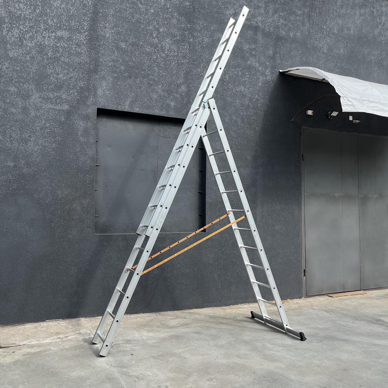 Лестница алюминиевая Техпром Ultra трехсекционная 3х12/8,4 м (10312)