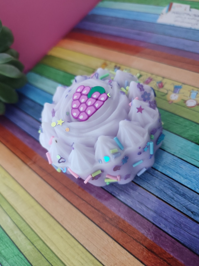 Іграшка-антистрес Сквіші Тістечко Ягідка (22463)