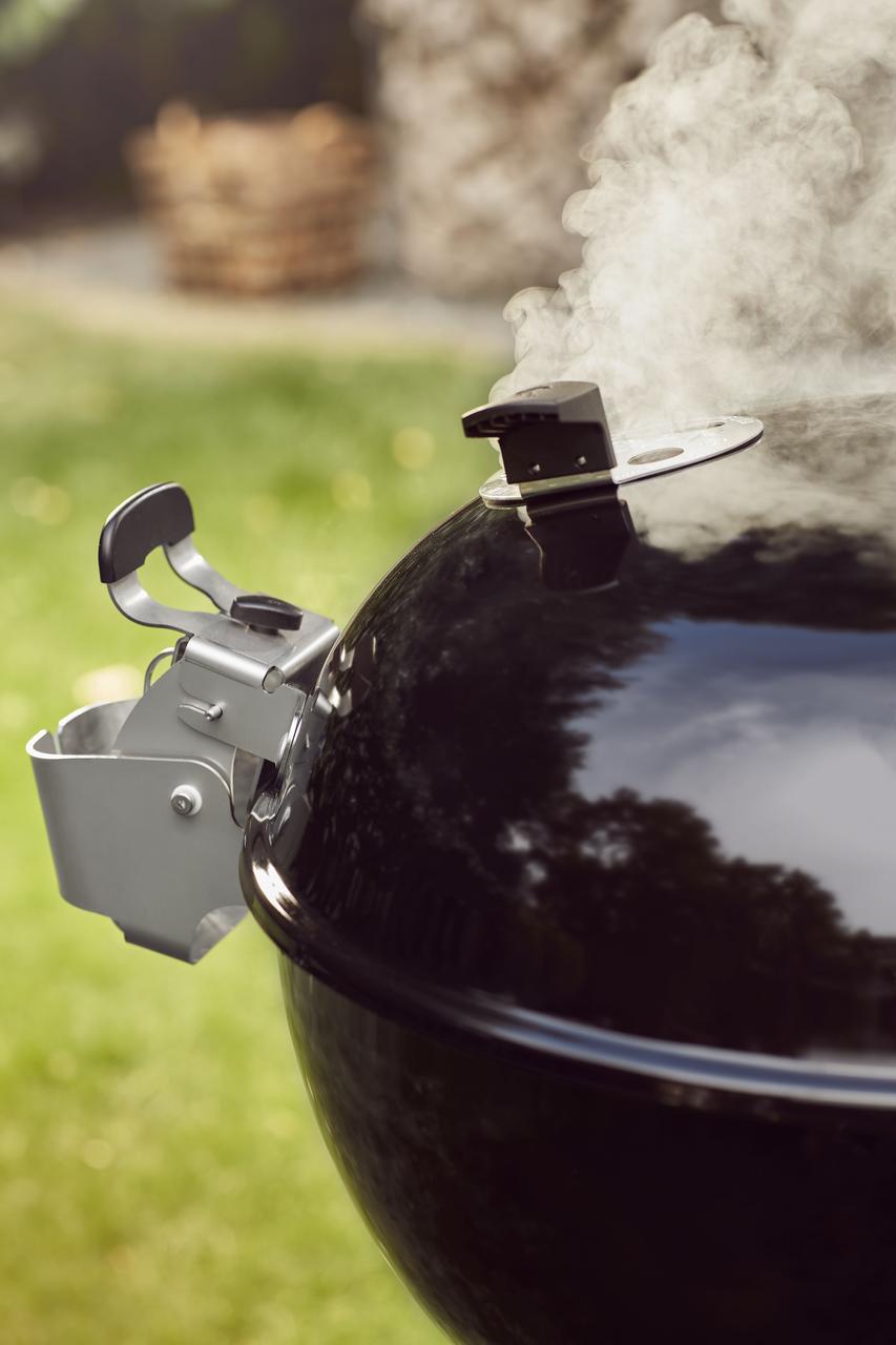 Гриль угольный Weber Master-Touch Premium E-5770 57 см Черный - фото 7 Гриль угольный Weber Master-Touch Premium E-5770 57 см Черный - фото 7