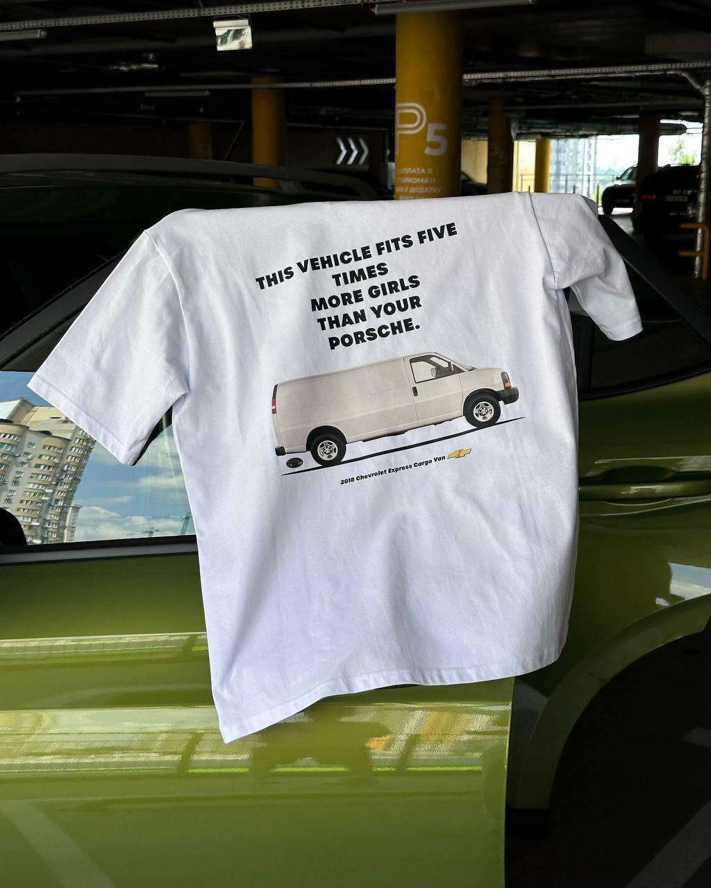 Футболка MEAN LTD 2018 Chevy Express cargo van Этот автомобиль fit five times more girls than your XL Белый Porsche (MLD0018285) - фото 3 Футболка MEAN LTD 2018 Chevy Express cargo van Этот автомобиль fit five times more girls than your XL Белый Porsche (MLD0018285) - фото 3