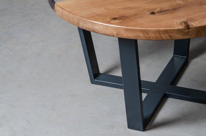 Стол журнальный река Атланта дизайнерский круглый из прозрачной эпоксидная смолы и массива ореха 600х480 мм - фото 7 Стол журнальный река Атланта дизайнерский круглый из прозрачной эпоксидная смолы и массива ореха 600х480 мм - фото 7