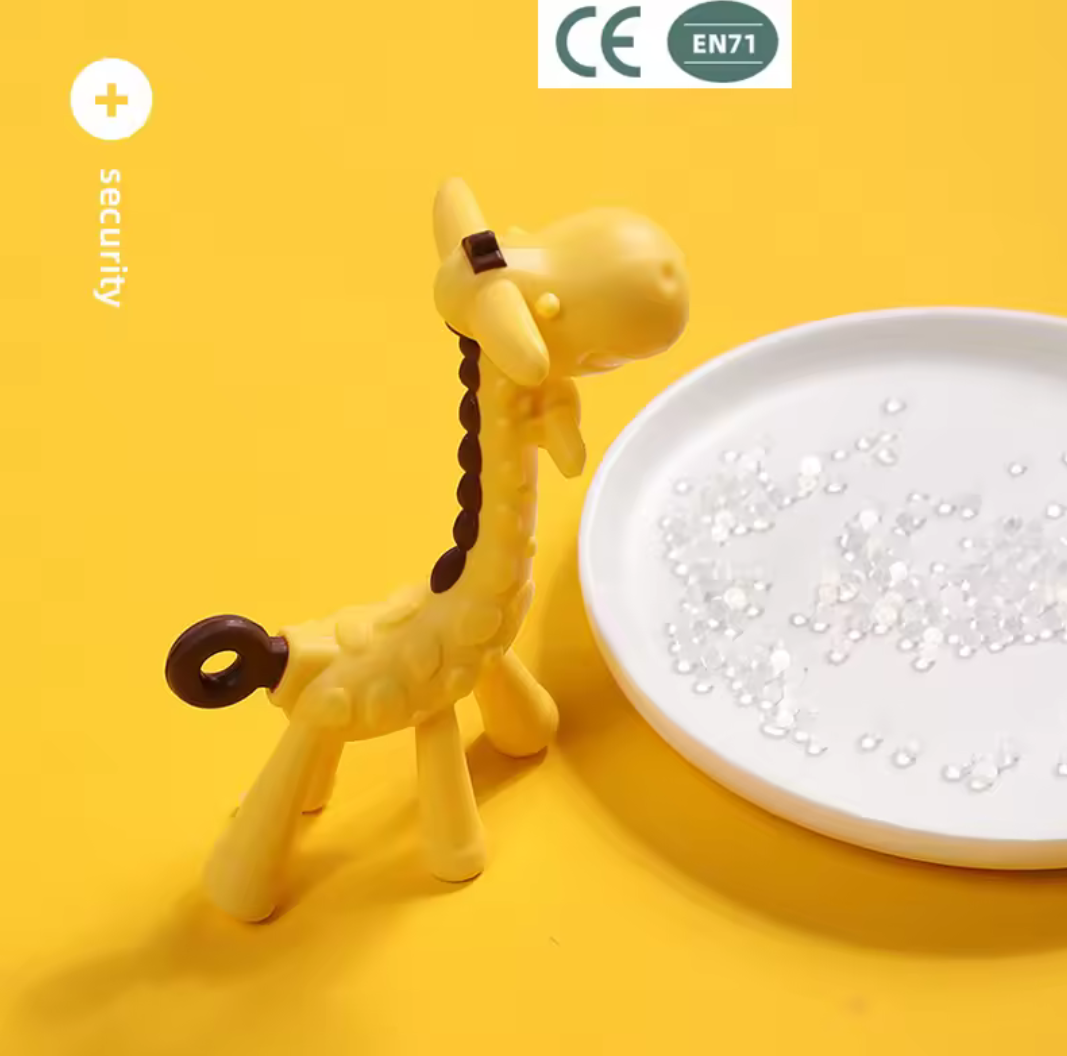 Набір прорізувачів силіконових Банан/Жираф у футлярі 2 шт. (26861802) - фото 3