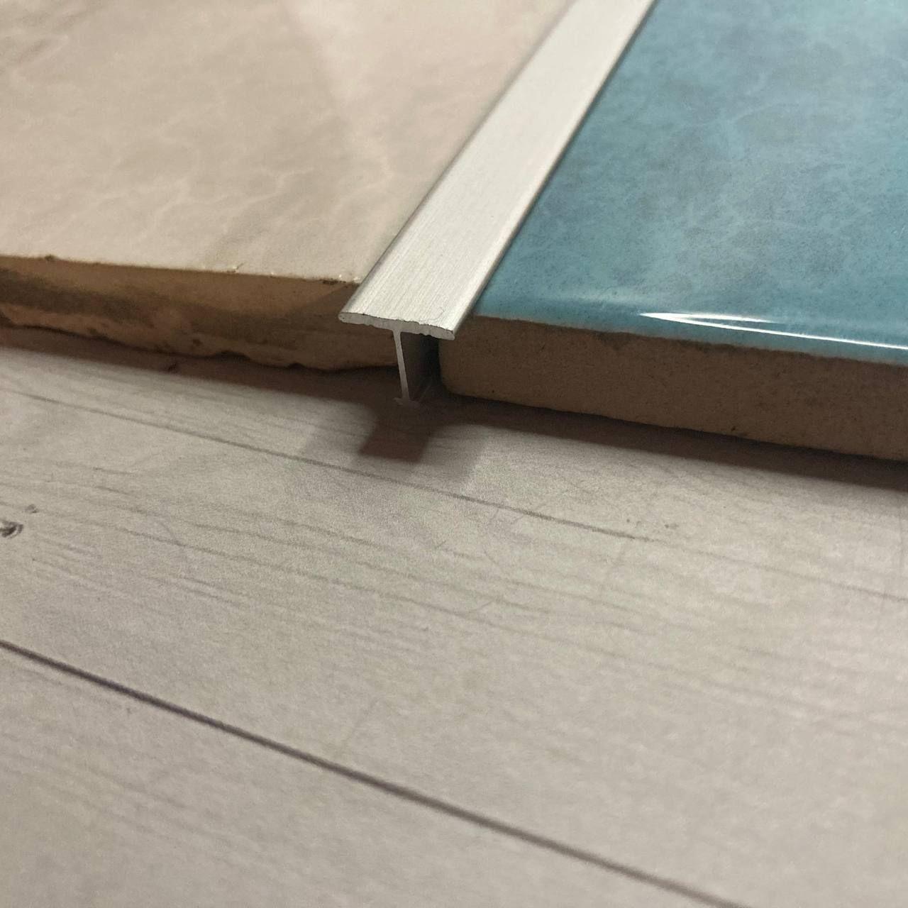 Т-профиль для плитки АТ 10 алюминиевый анод 2,7 м Серебристый (3АТ10271) - фото 9 Т-профиль для плитки АТ 10 алюминиевый анод 2,7 м Серебристый (3АТ10271) - фото 9