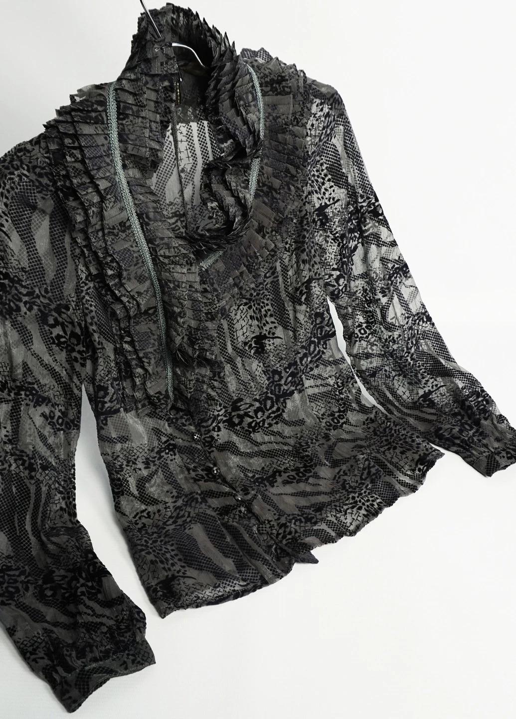 Блуза жіноча з рюшами Lowett LW-116476-2 р. 48 Сірий (17852270) - фото 7 Блуза жіноча з рюшами Lowett LW-116476-2 р. 48 Сірий (17852270) - фото 7