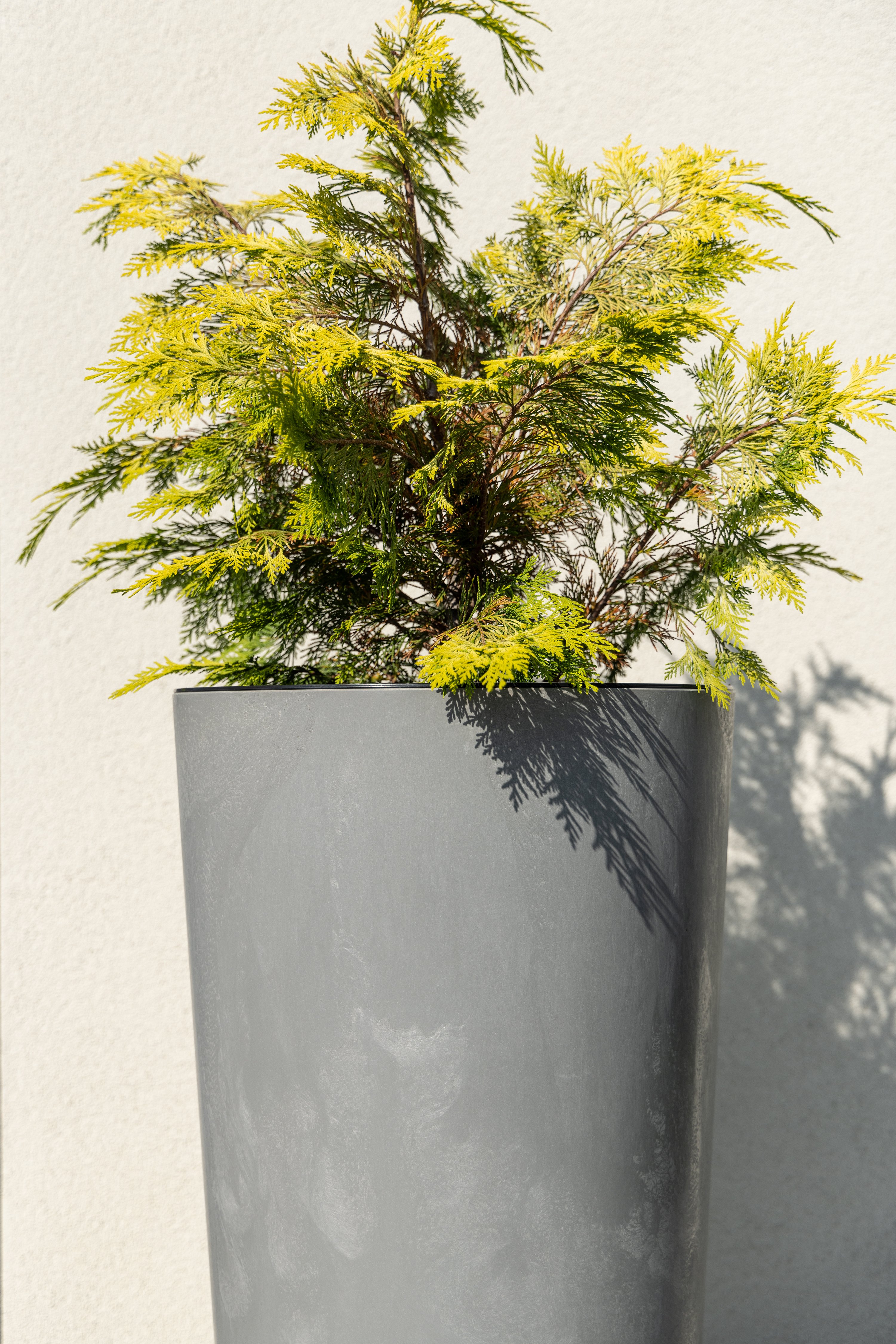 Кашпо Lamela Лилия 11 л Серый бетон (000006711) - фото 2 Кашпо Lamela Лилия 11 л Серый бетон (000006711) - фото 2