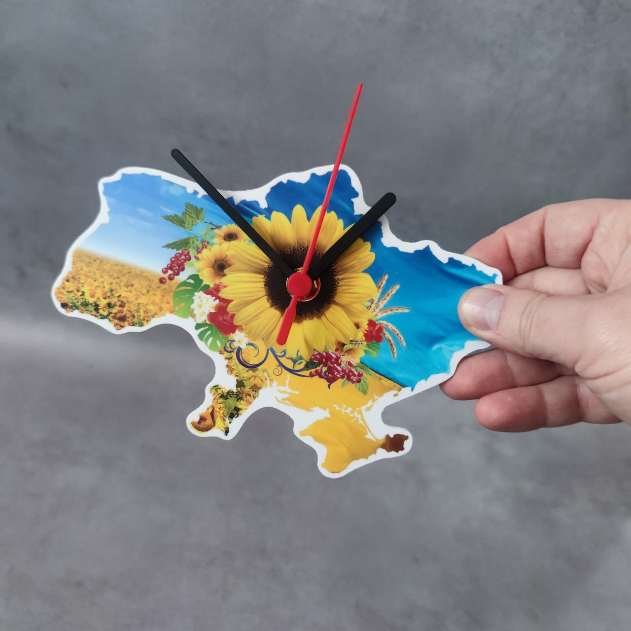 Годинник настінний Карта України з пластмасовими стрілками сувенірний (2582900910) - фото 3 Годинник настінний Карта України з пластмасовими стрілками сувенірний (2582900910) - фото 3