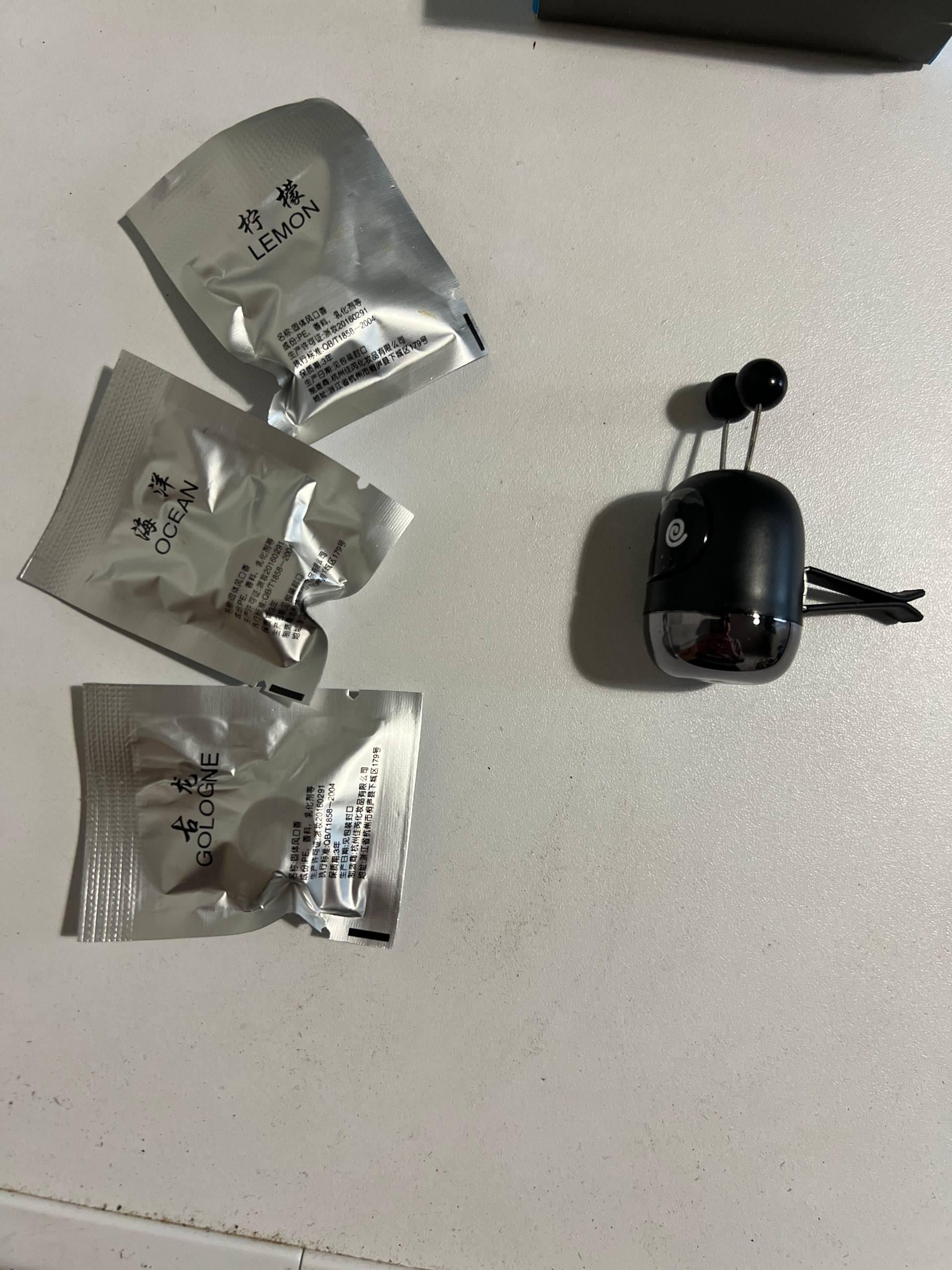 Ароматизатор для авто Смайл очарованный и 3 аромата (2659419173)