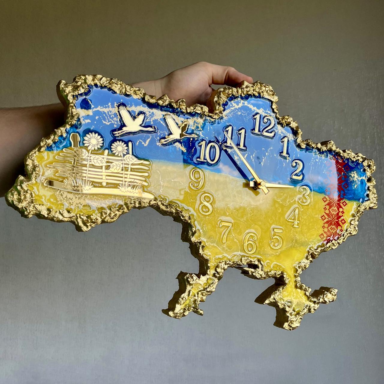 Часы настенные из эпоксидной смолы Карта Украины 50x32 см