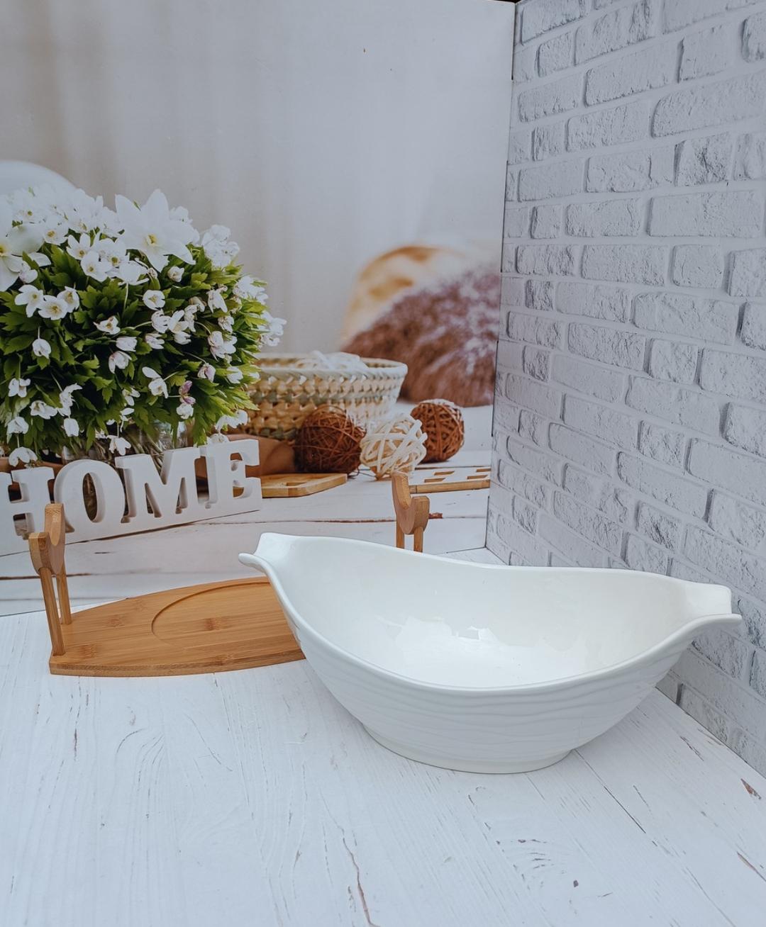 Фруктівниця Stenson Classic порцеляна на бамбуковій підставці 31х17х12 см White (17660869) - фото 6 Фруктівниця Stenson Classic порцеляна на бамбуковій підставці 31х17х12 см White (17660869) - фото 6