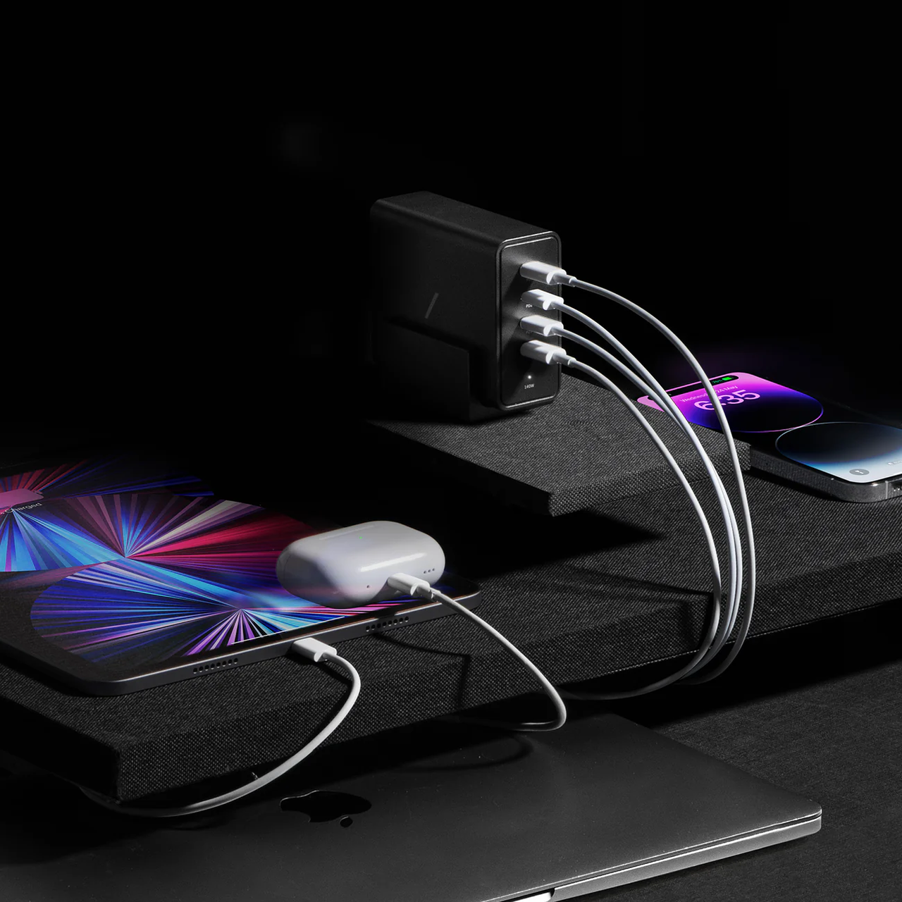 Сетевое зарядное устройство Native Union Fast GaN Charger PD 140W Desktop USB-C 4-Port Black (FAST-PD140-BLK-E - фото 8
