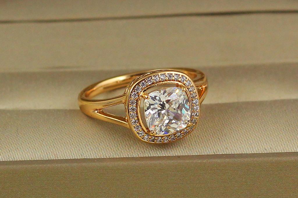 Кольцо Xuping Jewelry Титан р. 20 Золотистый (27524021) Кольцо Xuping Jewelry Титан р. 20 Золотистый (27524021)