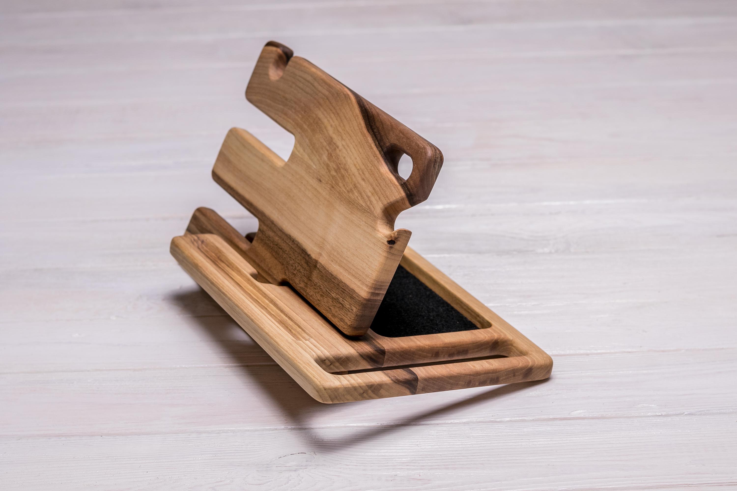 Органайзер-подставка EcoWalnut Слайдер настольный для телефона/часов (EW-32.1)