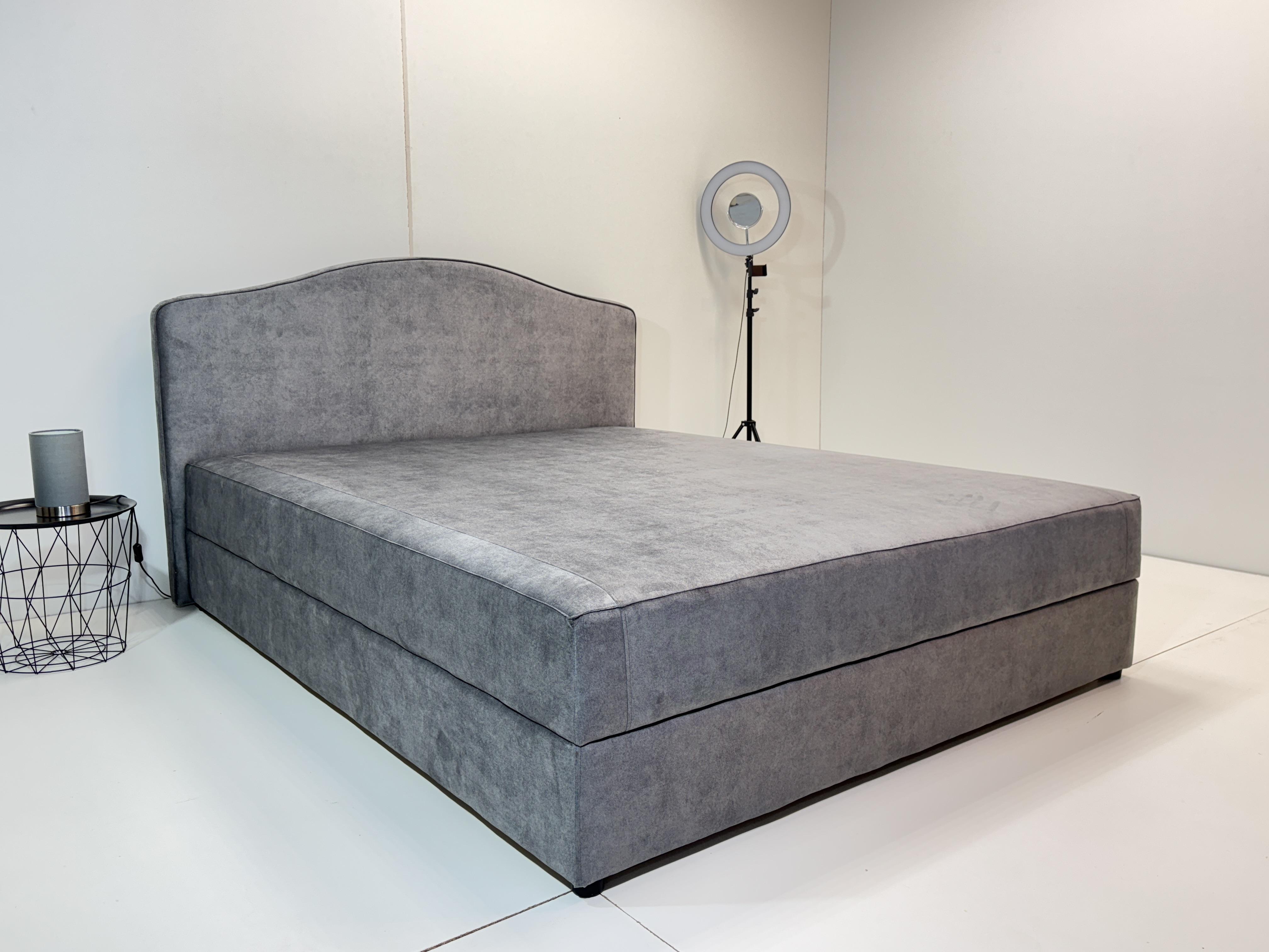 Кровать с матрасом Нью Йорк 205х160 см Серый