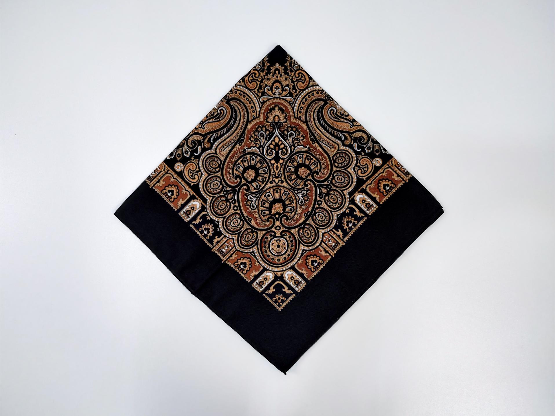 Платок Красочный орнамент 80x80 см Черный (29829337)
