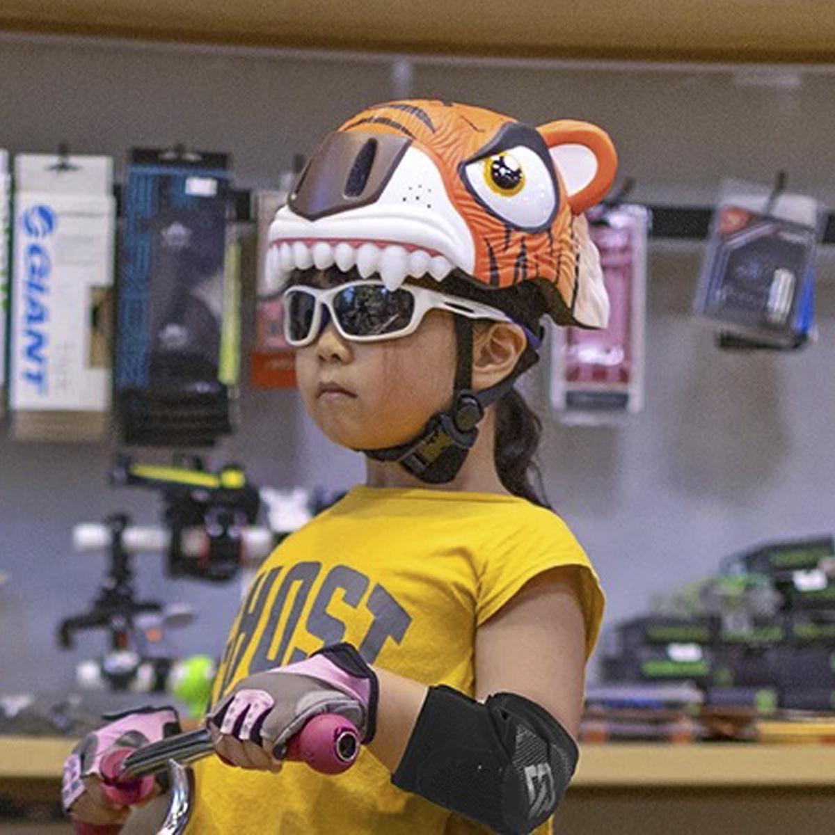 Комплект налокотники/наколенники универсальные детские EVA ROCKBROS LF1148 20,5 см Черный (RB-LF1148-A-4137) - фото 4 Комплект налокотники/наколенники универсальные детские EVA ROCKBROS LF1148 20,5 см Черный (RB-LF1148-A-4137) - фото 4