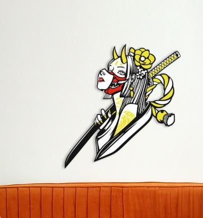 Панно дерев'яне Decart декор Дівчина-Самурай для кімнати спальні офісу 60х56 см