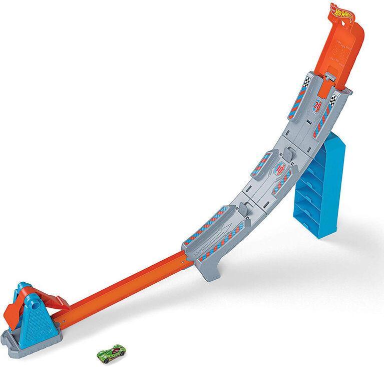 Трек Hot Wheels Hill Climb Champion по подъему на гору (396907) Трек Hot Wheels Hill Climb Champion по подъему на гору (396907)