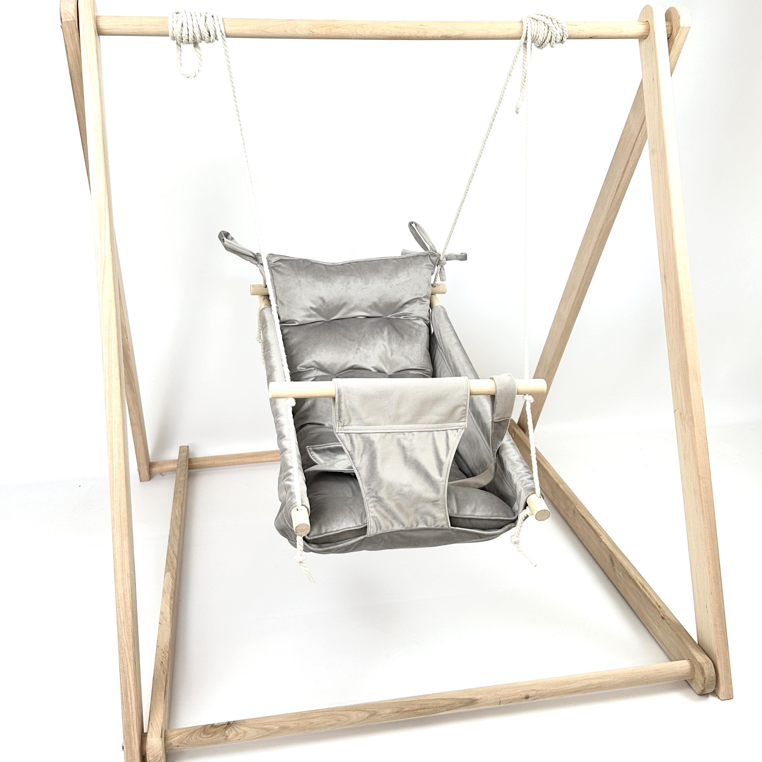 Комплект Деревянная опора и Колыханка из бархата Серый (gs-9003)