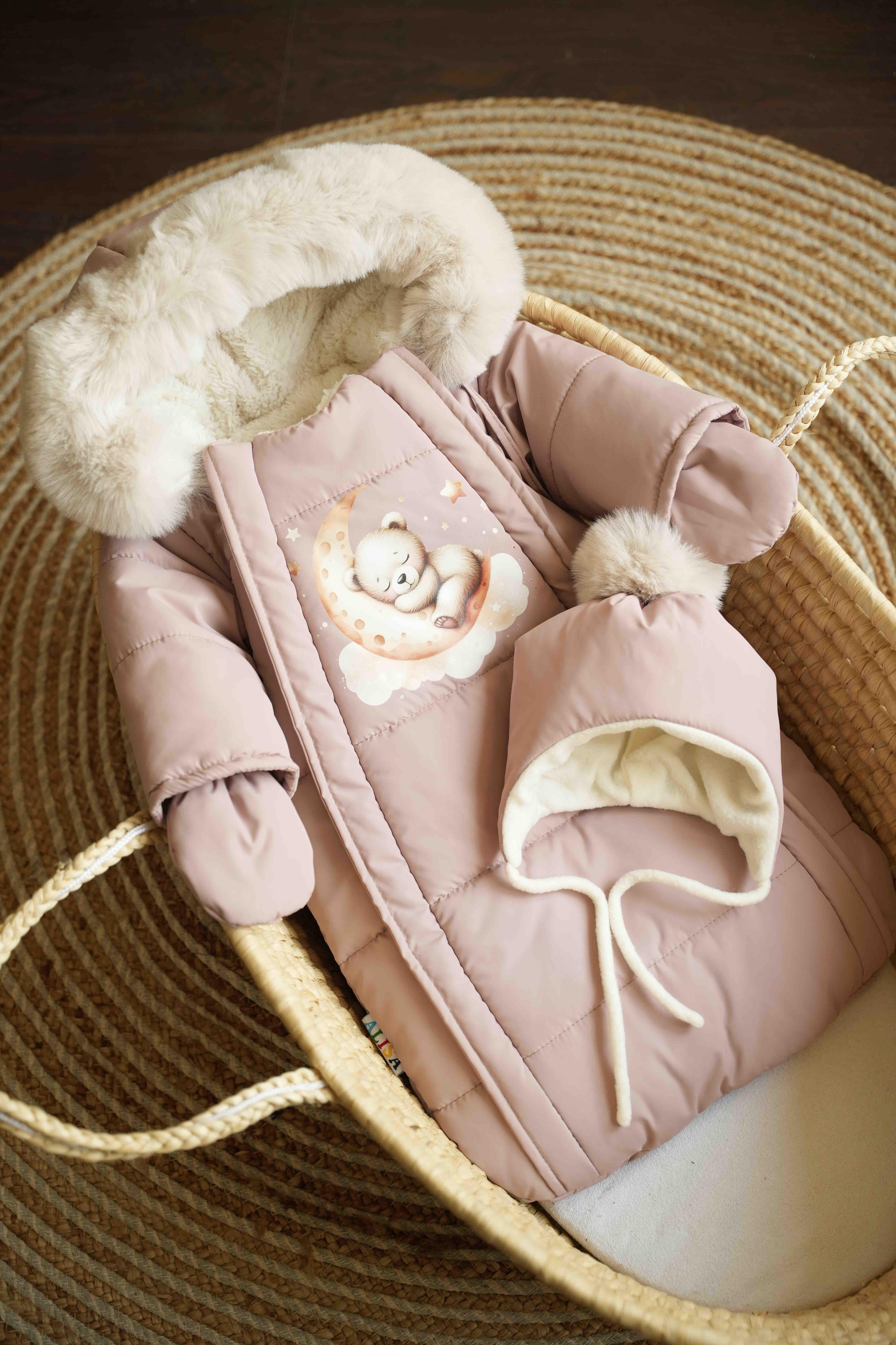 Комбинезон-мешочек с шапочкой на выписку зимний 0-6 мес. Капучино (9058) - фото 1