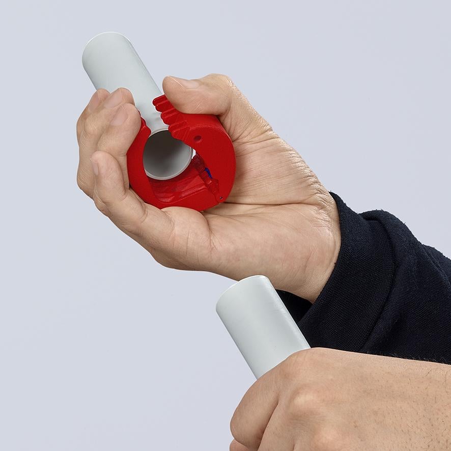 Труборез для пластиковых труб KNIPEX BiX (90 22 10 BK) - фото 49 Труборез для пластиковых труб KNIPEX BiX (90 22 10 BK) - фото 49