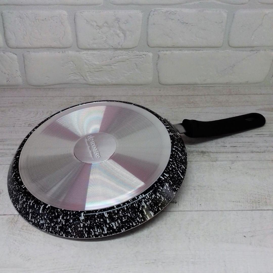 Сковорода Edenberg с антипригарным гранитным покрытием 20 см (EB-3387) - фото 3 Сковорода Edenberg с антипригарным гранитным покрытием 20 см (EB-3387) - фото 3