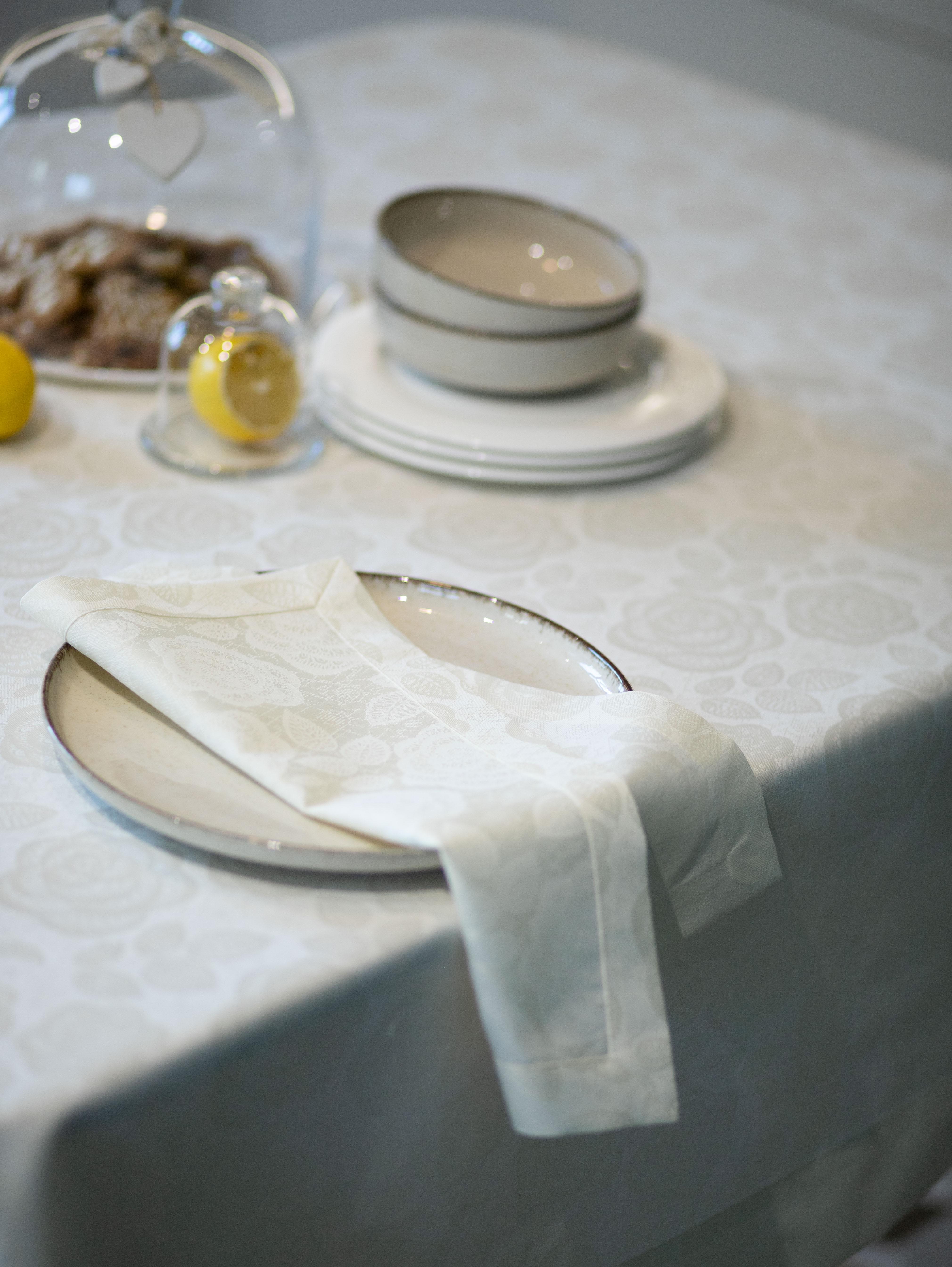 Комплект серветок жакардових Едельвіка Камелія 2 шт. Молочний кремовий (421-23/00) - фото 3 Комплект серветок жакардових Едельвіка Камелія 2 шт. Молочний кремовий (421-23/00) - фото 3