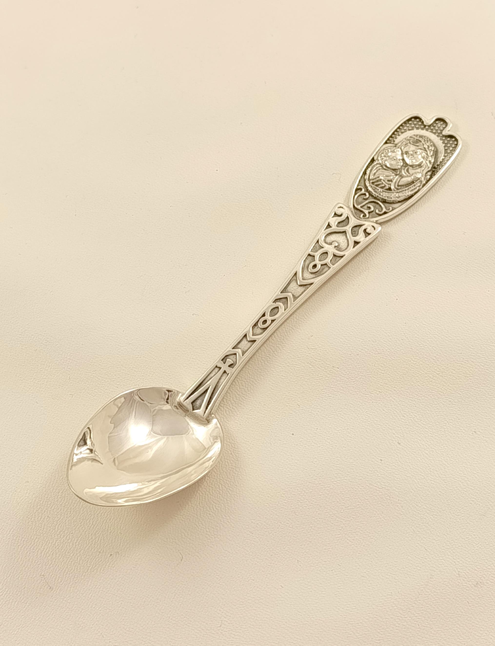 Ложка детская серебряная Богородица 925 проба 20,30 г - фото 8 Ложка детская серебряная Богородица 925 проба 20,30 г - фото 8